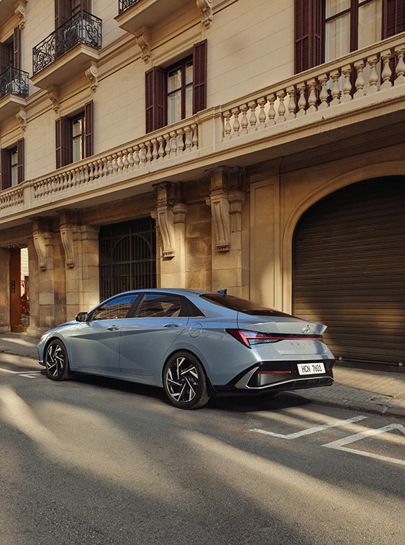 Дизайн Hyundai ELANTRA | Сучасний Седан | Дар-Авто - фото 7